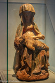 <center>Le musée Fenaille </center>Pietà. XVe siècle. Bois polychrome provenant de Villelongue