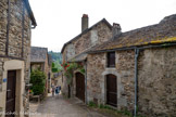 <center>Najac</center>Rue du château.