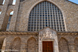 <center>Villefranche-de-Rouergue </center>Chapelle Sainte-Emilie de Rodât. Conçue pour recevoir les pèlerins et les fidèles la chapelle commémore l’action d’Emilie de Rodât, fondatrice de la congrégation de la Sainte-Famille, qui se chargea de l’éducation des orphelines au XIXe siècle.
Des fresques de Jean Bringuier, un groupe sculpté par Denys Puech et des vitraux de Gabriel Loire ornent la crypte. Le tympan de Philippe Kaeppelin