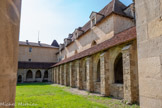 <center>La chartreuse Saint-Sauveur.</center>Le grand cloitre.