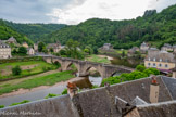 <center>Le Château d'Estaing</center>Le pont, vue de la terrasse.