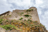 <center>Sévérac-le-Château</center>Le château au temps de la famille d’Arpajon. (XVIème et XVIIème siècles). Durant les Guerres de Religions (1562-1594), les seigneurs d’Arpajon, barons de Sévérac, s’engagent du côté des protestants, avant de se convertir au catholicisme.
Le personnage emblématique est au XVIIème Louis d’Arpajon (1590-1679) dont la longue carrière militaire, politique et diplomatique au service de Louis XIII puis Louis XIV sera récompensée par le titre de duc et pair de France.
Devenu riche et puissant, Louis d’Arpajon transforme le vieux château-fort en agréable résidence de style Renaissance (voir la photo de la maquette).