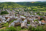 <center>Sévérac-le-Château</center>Le village médiéval au pied du château.