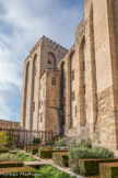<center>Les jardins du Palais</center>Tour de l'étude et la tour du pape.