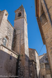 <center>Barjac</center>L’église Saint Laurent. La tour clocher ajouté en 1780 est endommagée par la foudre en 1795. Le haut du clocher est différent.