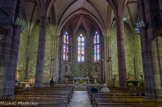 <center>Saint-Jean-Pied-de-Port</center>L’église, anciennement Notre-Dame du Bout du Pont est actuellement l'église de l'Assomption-de-la-Vierge. Bâtie en style gothique rayonnant sur des bases romanes, l'église présente une nef à deux bas-côtés, deux étages de tribunes, des piliers élancés, sans autre décor que la recherche de la ligne et un chœur polygonal. Elle possède un portail et des chevets ogivaux, une abside à cinq pans.