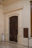 <center>Ancien Hôtel Dieu de Carpentras</center>A droite de la porte du couvent, tourniquet pour déposer les enfants.