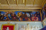 <center>Palais de Justice de Carpentras</center>Au centre, les armoiries des Bichi. A droite, la femme avec une corne d'abondance, bras ouvert, en jaune ,représente la bonté, à côté d'elle, la famille reconnaissante. En dessous, avec une tenaille, l'avarice. Au fond, entre deux arbres, St Pierre de Rome.