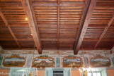 <center>Palais de Justice de Carpentras</center>Loriol, La Roque Alric avec les dentelles de MontMirail, une propriété d'un évêque, l'aqueduc de Carpentras.