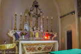 <center>L'église paroissiale Saint-Sauveur Saint-Etienne </center>Maître autel, marbre polychrome, 17e siècle, classé monument historique.