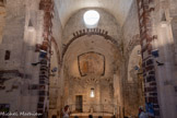 <center>Meysse</center>Dans son premier état, 5e-6e siècle, l'édifice se présente sous la forme d’une nef allongée, coupée en deux par un chancel et terminée par une vaste abside outrepassée. Une cuve baptismale octogonale est aménagée au centre de celle-ci. Cet édifice du Haut Moyen Âge a été ravagé par un incendie entre 750 et 900. Dans son deuxième état, 10e siècle,l’édifice conserve le même-plan. L’intérieur de l’abside est simplement doublé par une arcature. . Cet état correspond à une reconstruction de l’édifice à l’époque carolingienne. L’édifice connaît ensuite un remaniement important qui remonterait aux années 1030- 1040 qui correspond à la mention de la construction d’une église par Géraldus. La cuve est arasée. L’intérieur de l’abside est une nouvelle fois doublé (le mur mesure alors 3 m d’épaisseur environ), faisant disparaître sa forme outrepassée au profit de la forme semi- circulaire actuelle. Il semble que l’église compte alors une nef et deux bas-côtés de quatre travées.