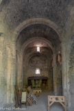<center>Château des Moines.</center>La chapelle romane est un édifice remarquable avec sa nef unique de quatre travées, voûtée en berceau. Elle se termine à l’Est par une abside voûtée en cul- de-four, décorée d’une arcature aveugle.