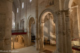 <center>Abbatiale Sainte-Marie de Cruas</center>Bas-côté droit.