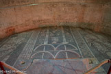 <center>Abbatiale Sainte-Marie de Cruas</center>Derrière l'autel, cette mosaïque daterait du début du XIIème siècle. Elle a été réalisée en commémoration du pape Urbain II, à son retour du Concile de Clermont (en 1095), au cours duquel il prêcha la Première Croisade. Elle représente Elie et Hénoch, deux personnages de l’Ancien Testament enlevés et menés vivants au ciel par Dieu, dont la présence est rappelée par la main bénissant au-dessus de leur tête…