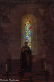 <center>Abbatiale Sainte-Marie de Cruas</center>Vitrail de la chapelle Saint Joseph