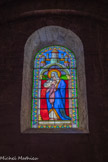 <center>Abbatiale Sainte-Marie de Cruas</center>Vitrail du transept sud. La Mater dolorosa (Mère de douleur)