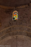 <center>Abbatiale Sainte-Marie de Cruas</center>Vitrail de la coupole.