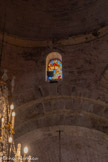 <center>Abbatiale Sainte-Marie de Cruas</center>Vitrail de la coupole.