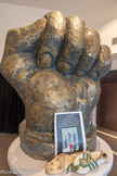 <center>Musée des Sports</center>Le poing levé du “Black Power” aux Jeux olympiques d'été de 1968 est un acte de contestation politique menée par les athlètes afro-américain Tommie Smith et John Carlos lors de la cérémonie de remise des médailles du 200 mètres, le 16 octobre 1968.