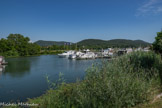 <center>Port de plaisance de Cruas sur le Rhône.</center>