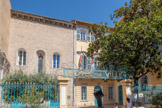 <center>Draguignan</center>Hôtel de ville installé dans le couvent des Cordeliers (1253) et Hôtel Thom-La-Plane.