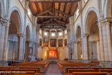 <center>L’église Saint-Michel</center>Une nef centrael, avec deux bas-côtés. Les voûtes de la nef ont été démolies et remplacées par une  charpente en bois en 1964.