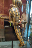 <center></center>Demi-armure d'apparat de François, duc de Montmorency (1530-1579)
France (Paris ?), vers 1560-1570
Fer bleui, doré, gravé et ciselé, éléments en cuir et textile