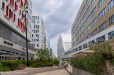 <center>Passage Verneuil</center>A gauche, les immeubles d'Euromed Center. A droite, le Golden Tulip et le Calypso. Tout au fond, la cathédrale.