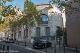 <center>L'îlot M5.</center>C'est un ancien bâtiment des Entrepôts Gontrand. Trois architectes ont travaillé sur ce projet : Yves Lion, Roland Castro et Sophie Denisof. C'est à l'initiative de Yves Lion, que ce bâtiment a été conservé et transformé, pour son intérêt historique.