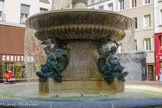 <center>La place Grenette.</center>Le Château d'eau Lavalette, quelquefois dénommée Fontaine aux amours et aux dauphins, voire, tout simplement, Fontaine Lavalette.