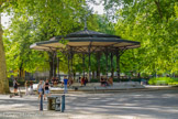 <center>LE JARDIN DE VILLE</center>Kiosque à musique de 1886.