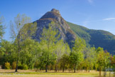 <center>Synchroton à rayons X de Grenoble.</center>Le Néron est un sommet culminant à 1 299 mètres d'altitude dans le massif de la Chartreuse, dans les Alpes. Parfois appelé Casque du Néron au XIXe siècle en raison de sa forme, son nom signifierait littéralement « le noir » et n'a de rapport ni avec l'empereur romain ni avec l'existence d'un poste antique à vocation de vigie et de refuge dans sa partie méridionale.