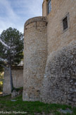 <center>Le château de Meyrargues</center>Fenêtre de la prison. Une des tours du XIe siècle.