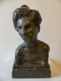 <center></center>HENRI MATISSE
Buste ancien
Paris, 1900
Bronze, fonte à la cire perdue, patine noire. Fonte Valsuani, 1966
Don de Madame Jean Matisse à l’État français pour dépôt au Musée Matisse, Nice, 1978.