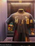 <center>Musée du Sport.</center>Maillot de Raphaël Varane. 2018.