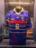 <center>Musée du Sport.</center>Maillot de Youri Djorkaeff. 1998.