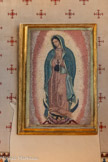 <center>Chapelle Saint Martin et Notre Dame de Guadalupe</center>Notre Dame de Guadalupe. Sainte patronne du Mexique et des Amériques.
Notre Dame de Guadalupe, étoile du matin, guide-nous sur le chemin de la foi, de l'espérance et de la charité. Notre Dame de Guadalupe est le nom donné à la Vierge Marie apparue au Mexique en 1531.
<br> Atelier de mosaïque du Vatican, 1948
Reproduction offerte par le gouvernement mexicain, 1948