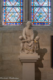 <center>Chapelle Saint Paul Chen.</center>Groupe sculpté. L'Œuvre de la Sainte-Enfance. Victor Geoffroy-Dechaume, sculpteur, vers 1864. <br> Vitrail en grisaille. Alfred Gérente, maître-verrier, 1865