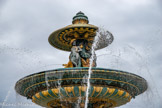 <center>Place de la Concorde</center>Sous la vasque supérieure : l''Agriculture, par Jean-Jacques Feuchère.