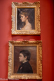 <center>Musée J.J. Henner</center>Adèle Porgès?
1875
Huile sur toile
Longtemps identifié comme un portrait de Clarisse Porgès, il pourrait être celui de sa sœur Adèle (1860-1917) qui épousera Ferdinand Dreyfus.
Donation Marie Henner
<br>
Joseph Tournois
1864
Huile sur toile
Exposé au Salon de 1865, ce tableau est le portrait du fils (mort en 1876) du sculpteur Joseph Tournois que Jean-Jacques Henner a côtoyé à la Villa Médicis. À cette époque, le peintre adopte un style naturaliste sous l’influence d’Édouard Manet et Edgar Degas.
Donation Marie Henner