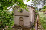 <center>Chapelle Notre-Dame-des-Douleurs.</center>La chapelle, située à mi-chemin du sommet, a longtemps été un lieu de pèlerinage lié à l'existence très pieuse du père Joseph-Marie Chiron. Le 5 août 1840, le prêtre fait l'acquisition du site du Montoulon et lança la construction des trois croix sans avoir réellement les moyens, mais en comptant sur un geste de ses concitoyens et de généreux donateurs. En 1924, les sœurs de Sainte-Marie construisent la chapelle en souvenir du Père Chiron. Propriété de la congrégation Sainte-Marie de l'Assomption, elle n'est pas ouverte au culte.