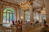 <center>Le Synclinal de la forêt de Saoû</center>L’Auberge des Dauphins. Om peut y admirer les décors de béton moulé vibré, laqué et dorés complètement restaurés.