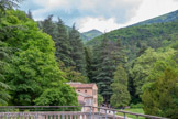 <center>Le Synclinal de la forêt de Saoû</center>Au fond, le Veyou.