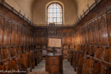 <center>Cathédrale Notre-Dame de la Nativité</center>L'ensemble des 53 stalles en bois sculpté réalisées entre 1455 et 1459, un patrimoine d'une valeur artistique exceptionnelle classé Monument Historique. Autrefois situées dans le chœur de la Cathédrale, les stalles rassemblaient le chapitre autour de l’Évêque pour les grandes cérémonies. Elles se trouvent aujourd’hui dans la tribune au-dessus de la nef. Elles furent créées par Jacques Bellot, un menuisier de Grasse, en 1455.