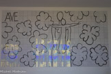 <center>Chapelle du Rosaire dite Matisse</center>La Vierge à l'Enfant. A quelques mètres de la cité historique, cet édifice religieux recèle d’importantes créations de l’artiste telles que des vitraux composés de motifs végétaux de couleur jaune, vert et bleu qui laissent pénétrer les rayons du soleil illuminant les grands tableaux en traits noirs sur céramiques blanches.